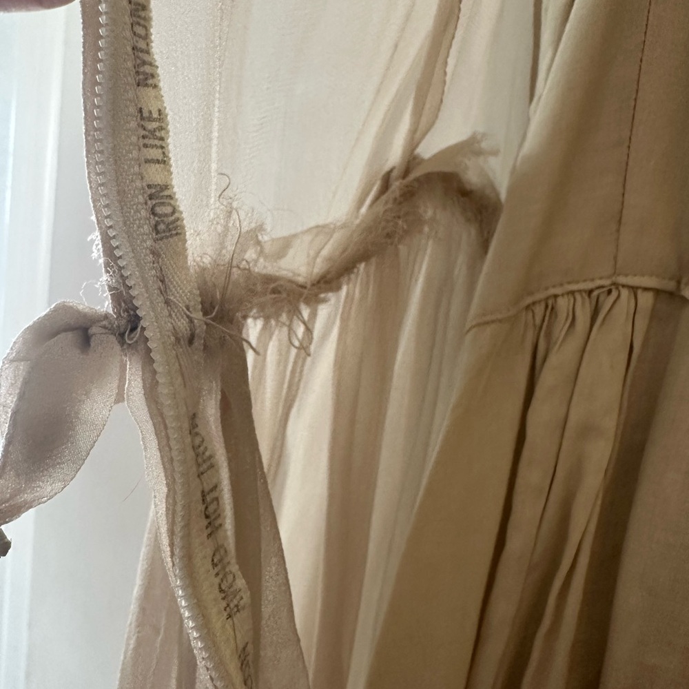VTG Tulle and Lace Beige Midi Dress With Slip Size 4 - Picture 6 of 13